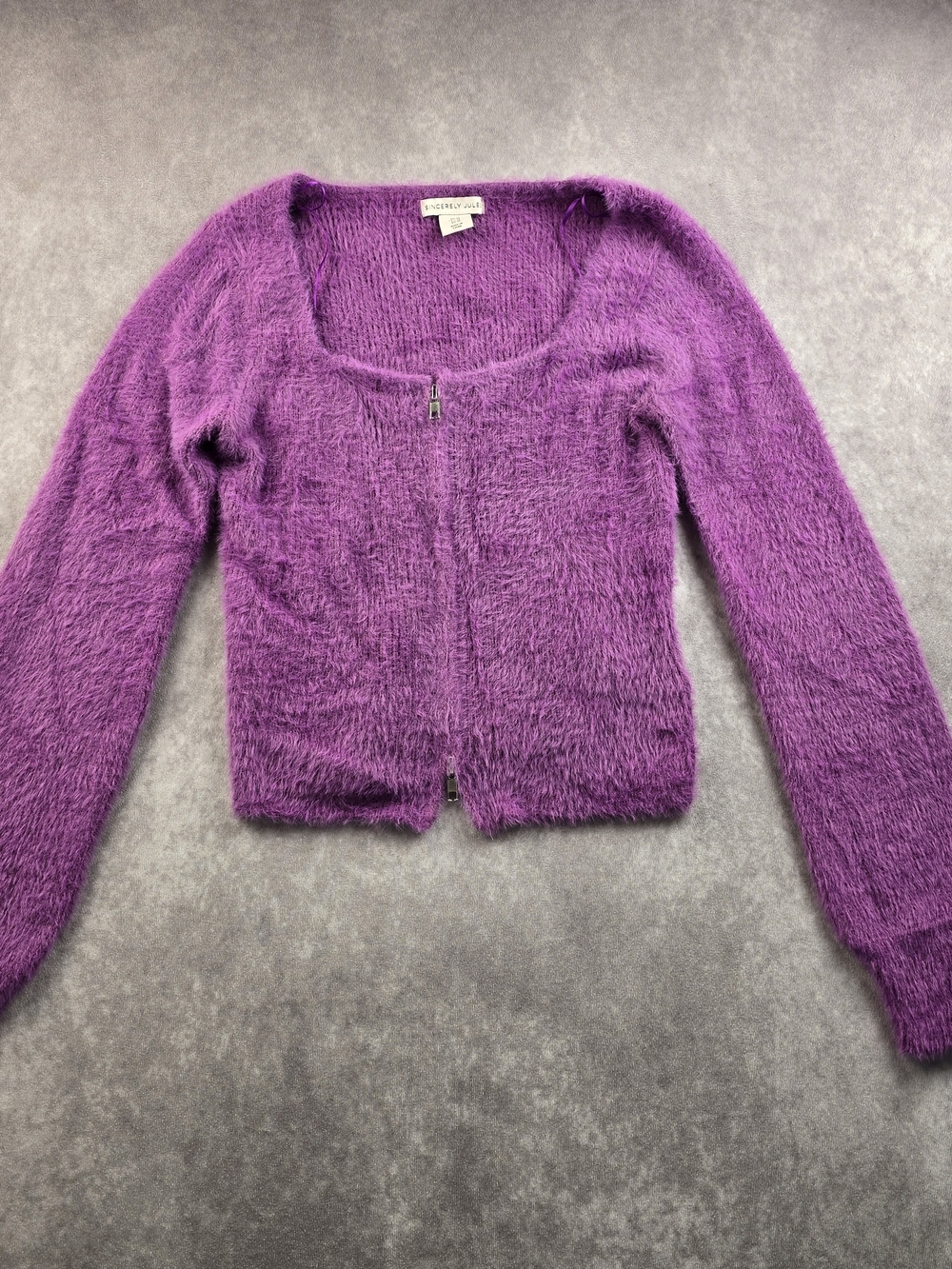 Sincerely Jules Women’s M Magenta Fuzzy Cropped Zip Cardigan